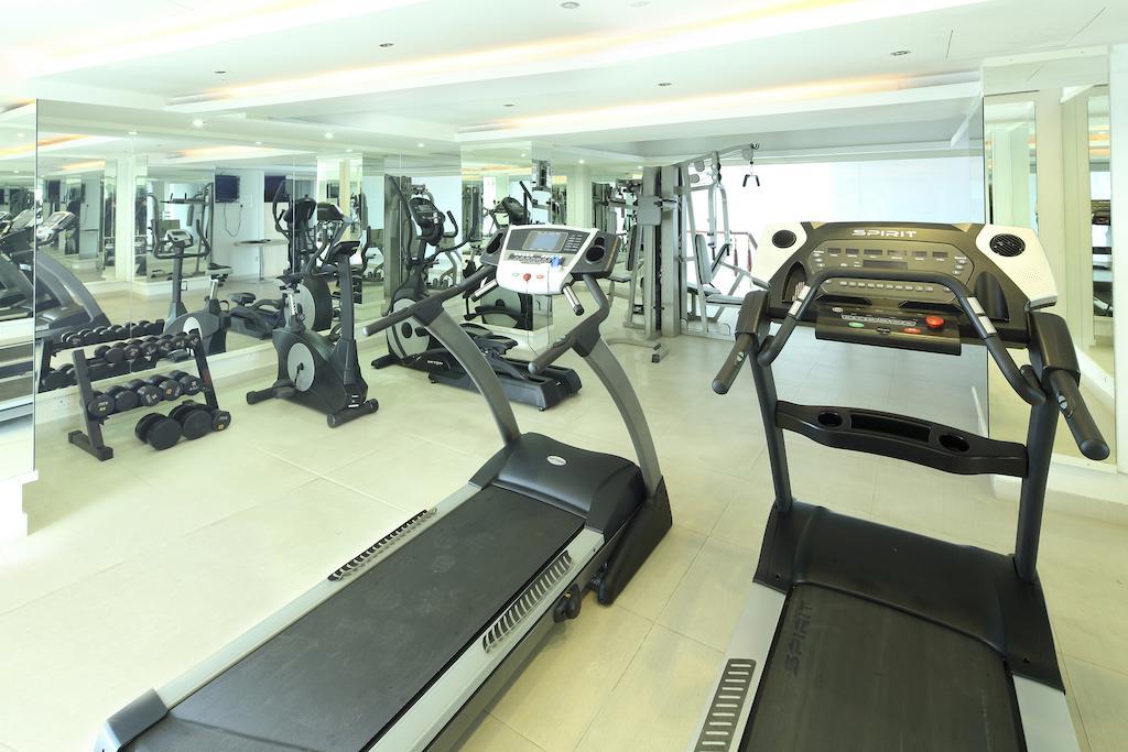 Windsor Rajadhani Hotel Thiruvananthapuram Extérieur photo