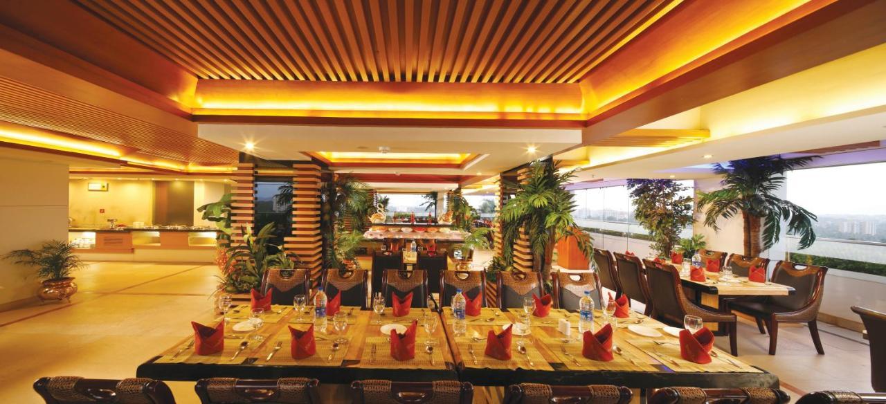 Windsor Rajadhani Hotel Thiruvananthapuram Extérieur photo