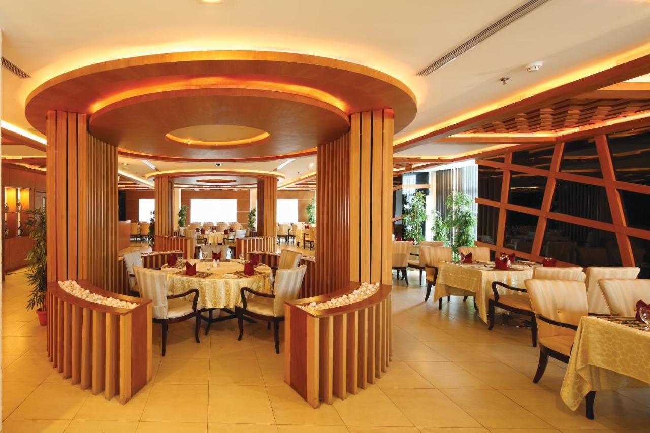 Windsor Rajadhani Hotel Thiruvananthapuram Extérieur photo