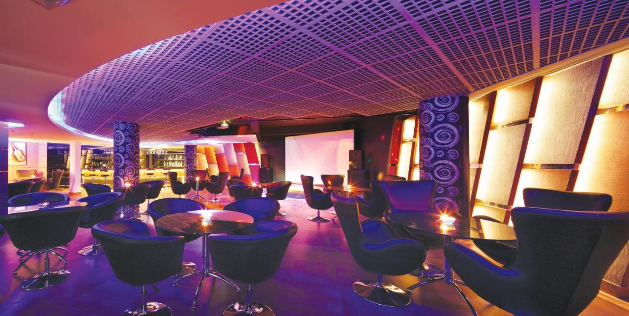 Windsor Rajadhani Hotel Thiruvananthapuram Extérieur photo